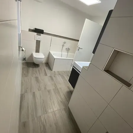 Moderne In Zentraler Lage *