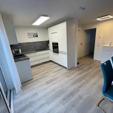 Moderne In Zentraler Lage Leura