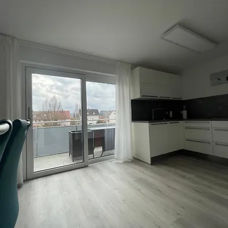 Moderne In Zentraler Lage Appartement Leura